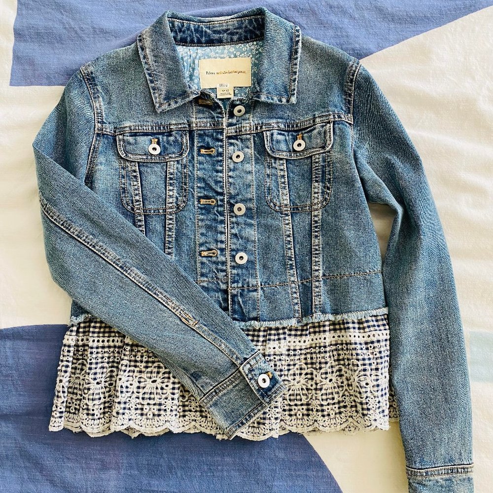 ✨SOLD✨Anthropologie Pilcro and the Letterpress Eyelet XS Denim Jacket